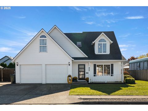 363 SE 7TH AVE Canby OR 97013