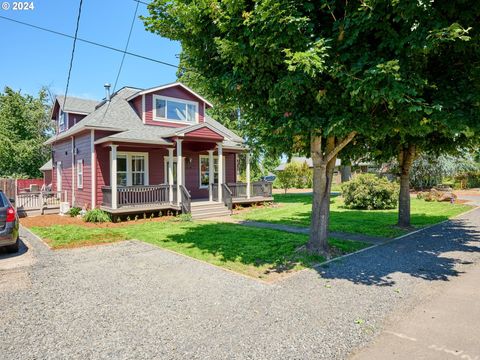 A home in Mt Angel