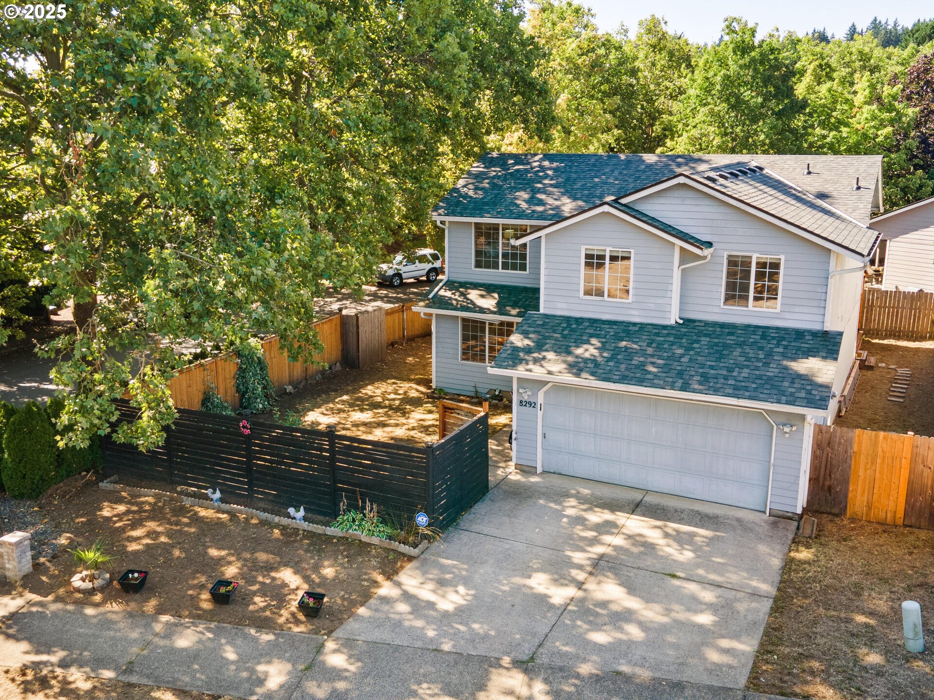 8292 NE SNOWBERRY LOOP