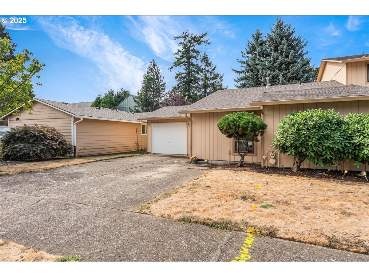 321 SE 205TH PL