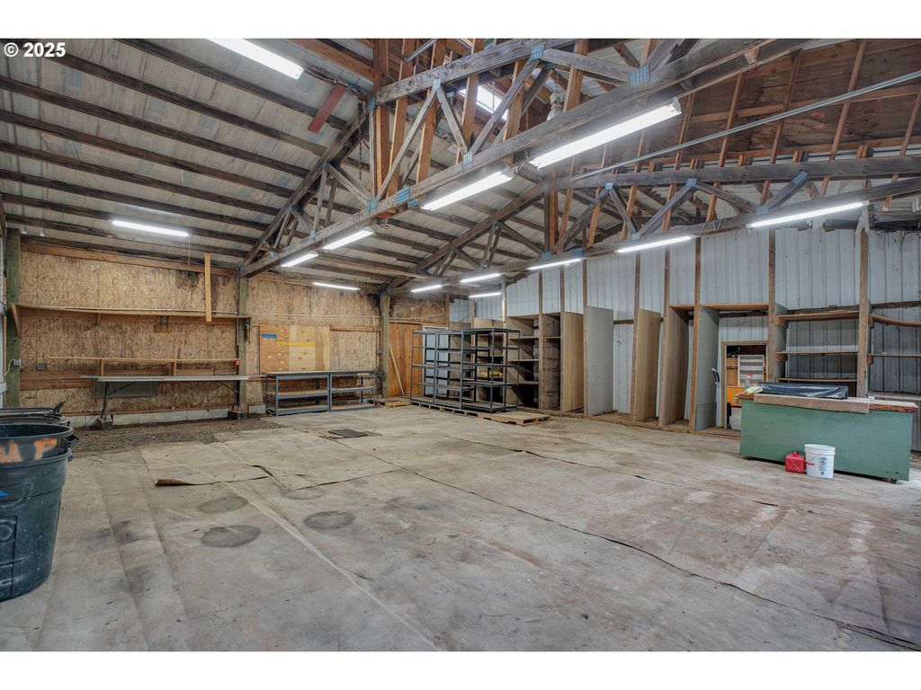 listing image 40