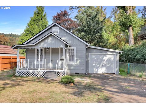 A home in Oakridge