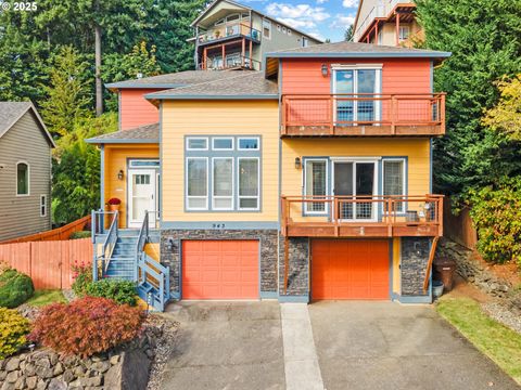 943 W Y ST Washougal WA 98671