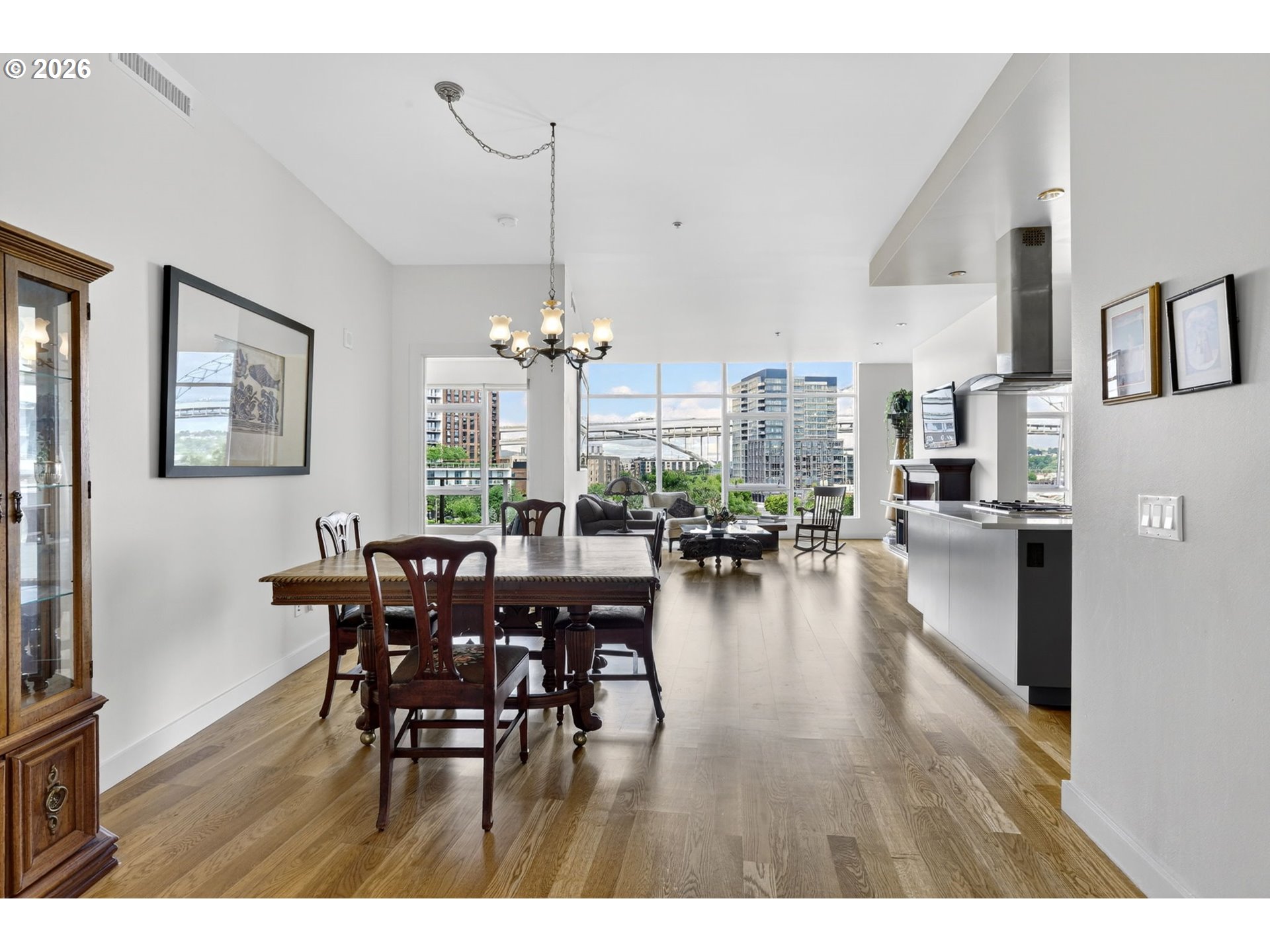 949 NW OVERTON ST 512