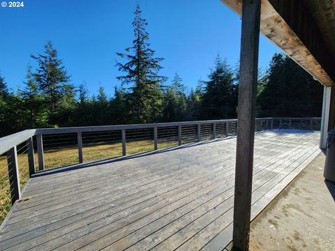 A home in Port Orford