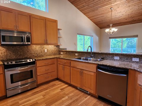 A home in Port Orford