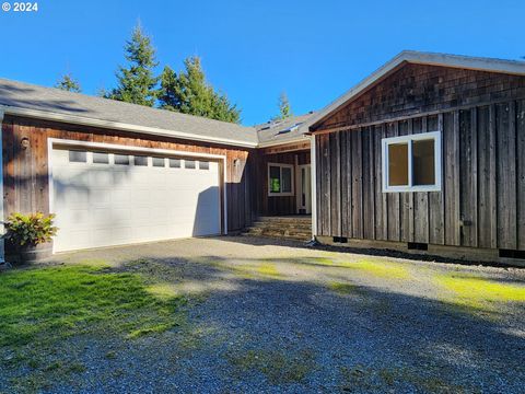 A home in Port Orford