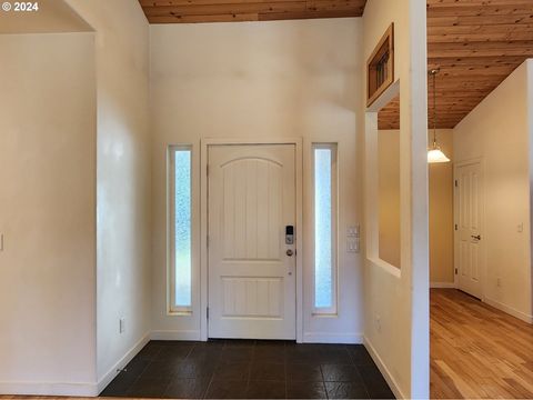 A home in Port Orford