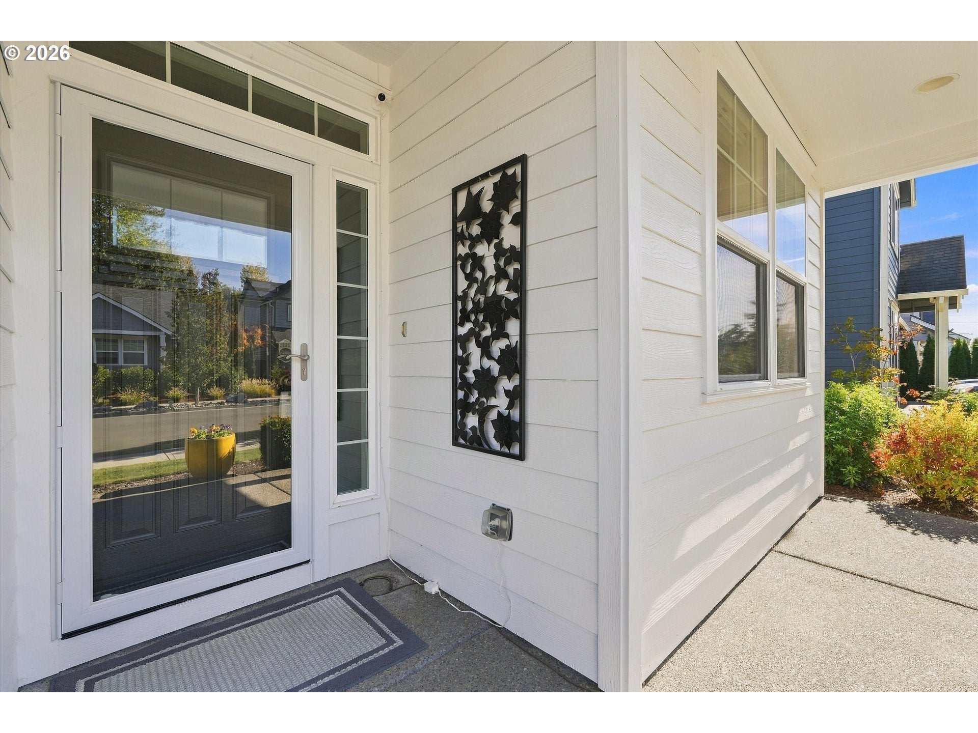 1910 N DANIEL DR