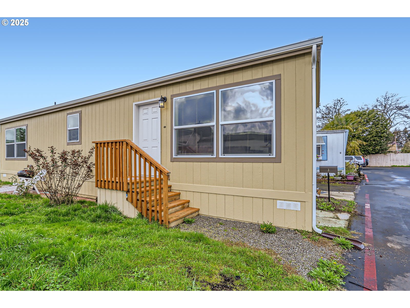 19605 RIVER RD 3