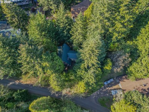 Tiny photo for 48395 High Leah Dr, Oakridge, OR 97463 (MLS # 448541365)