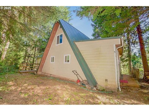 Tiny photo for 48395 High Leah Dr, Oakridge, OR 97463 (MLS # 448541365)