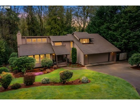 725 CARRERA LN Lake Oswego OR 97034