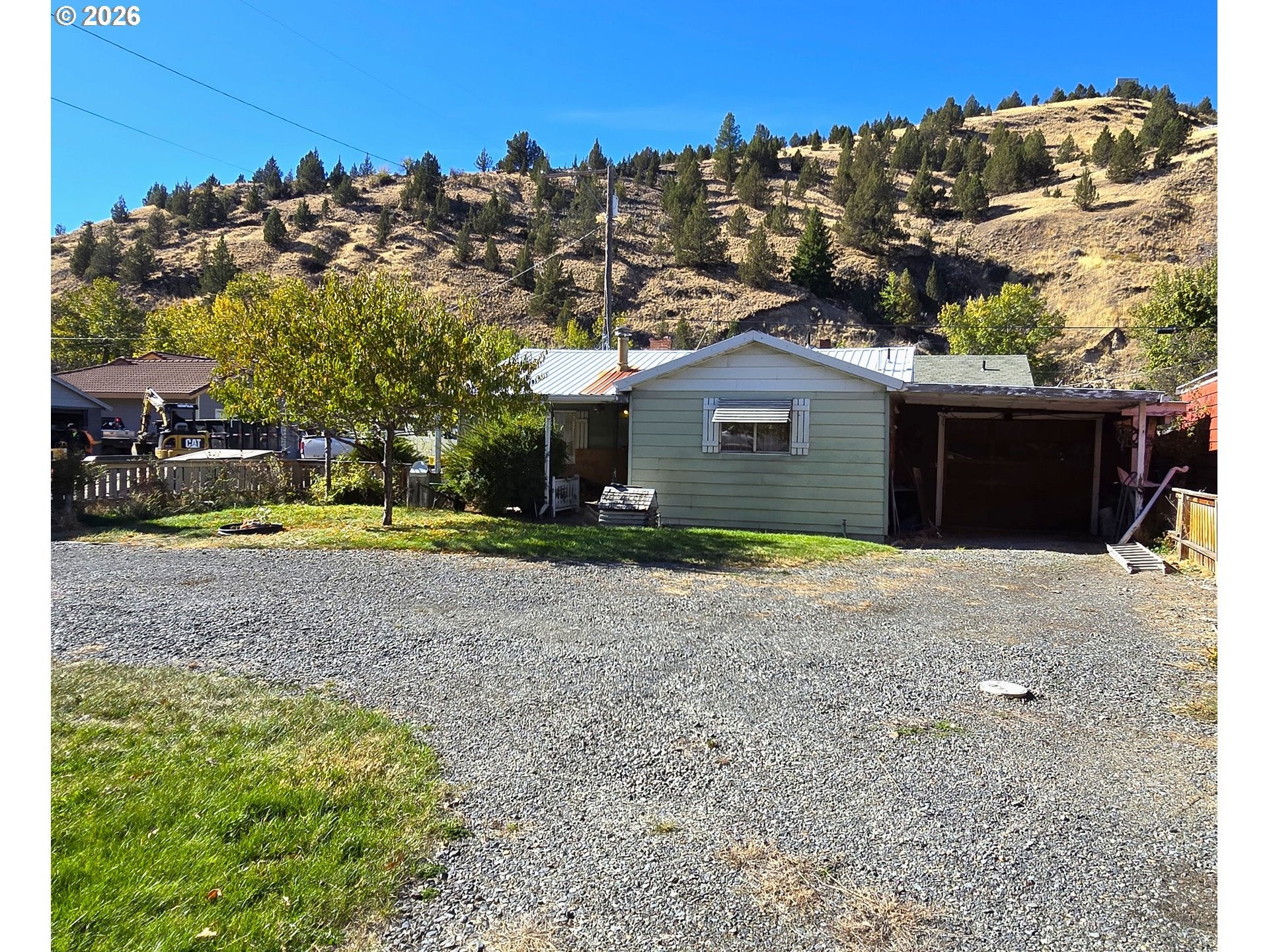 417 S CANYON BLVD