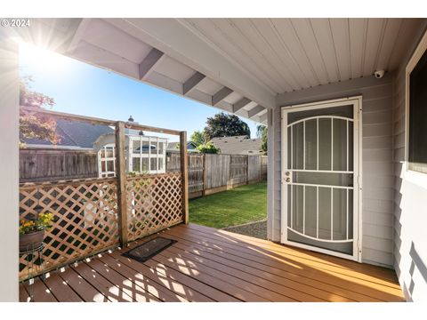 A home in Newberg