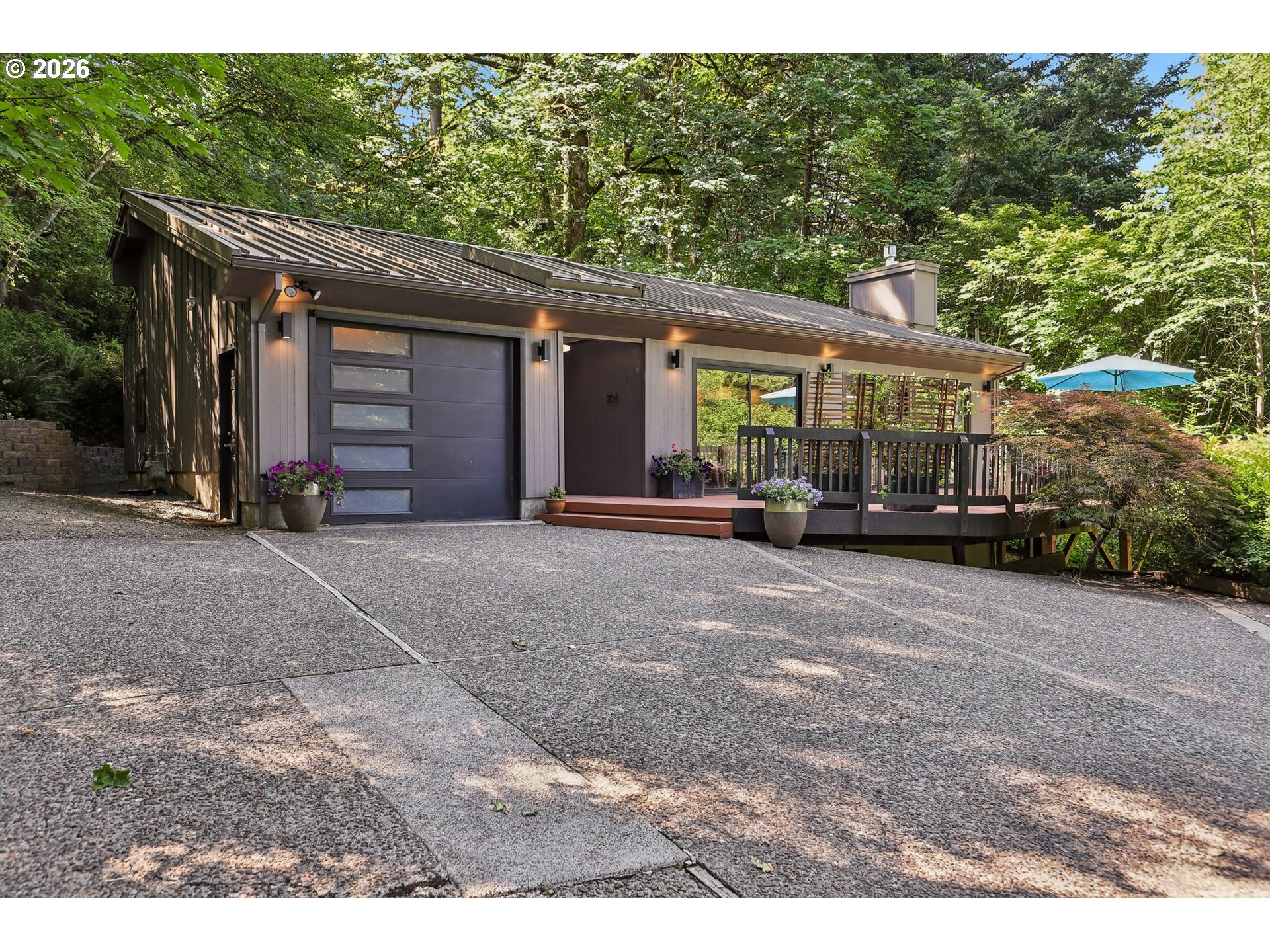 3101 SW CASCADE DR