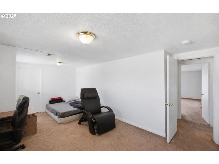 33120 S Meridian Rd, Woodburn, OR, 97071, USA, 3 Bedrooms Bedrooms, ,2 BathroomsBathrooms,Residential,Active,33120 S Meridian Rd,107152623