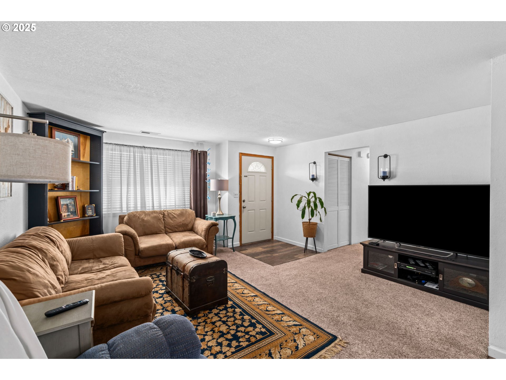 405 CORONA LOOP RD