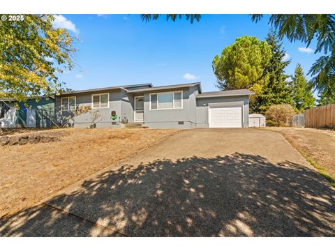 405 CORONA LOOP RD Roseburg OR 97471