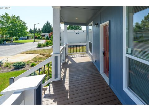 A home in McMinnville