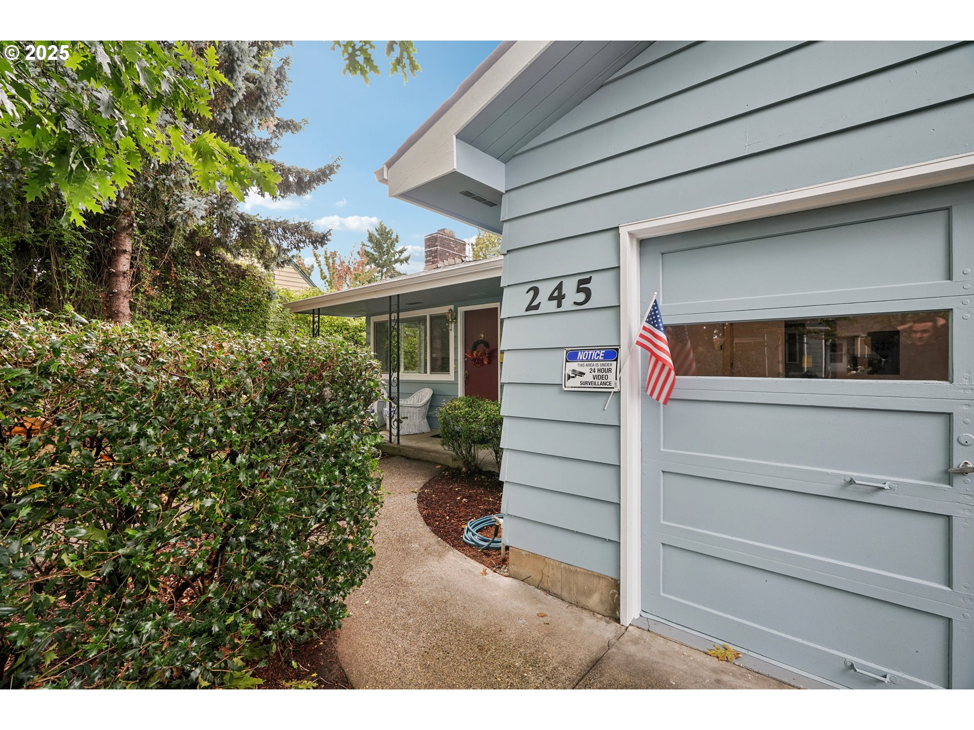 245 NE 4th AVE