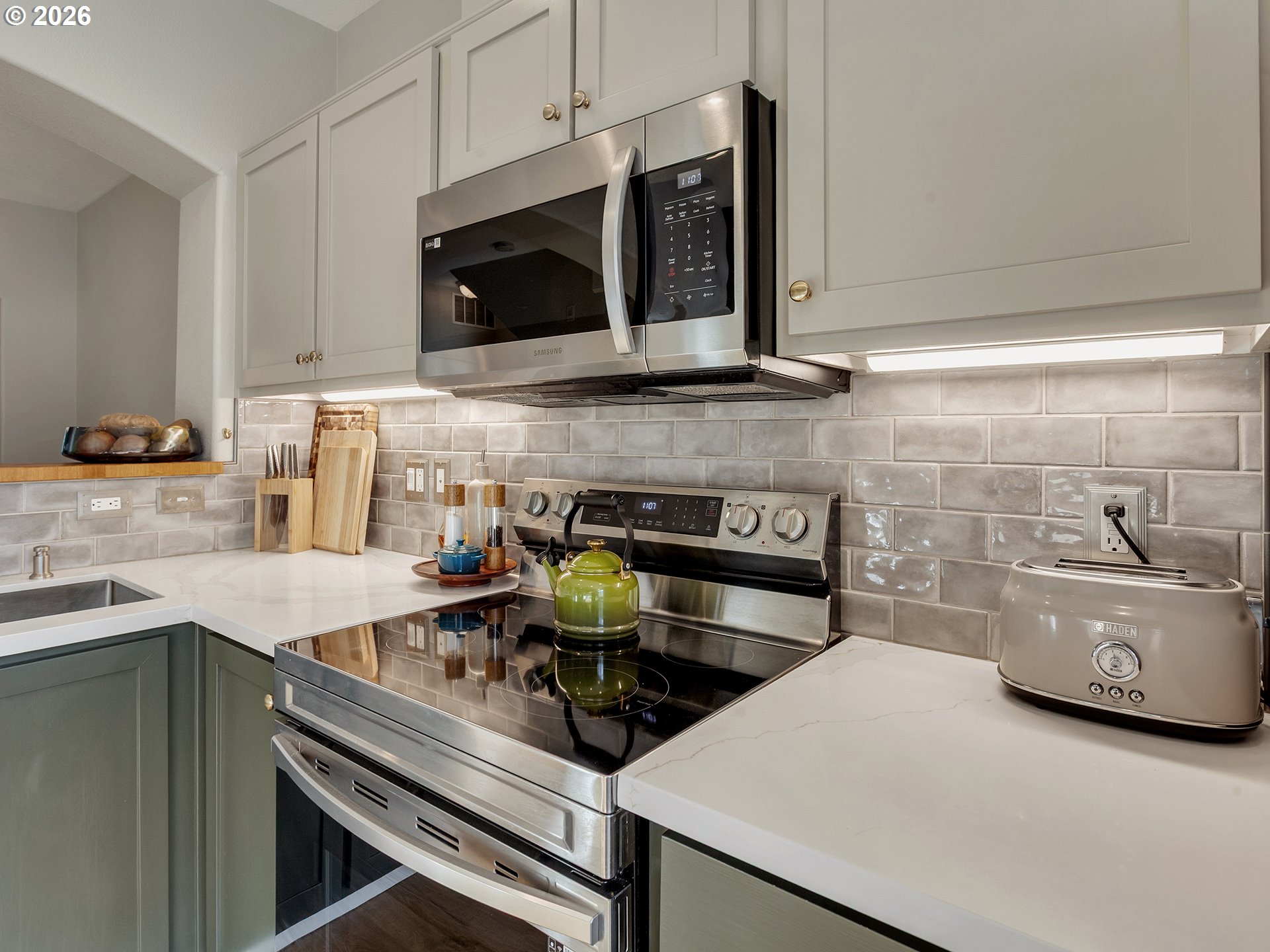 15050 SW WARBLER WAY 102