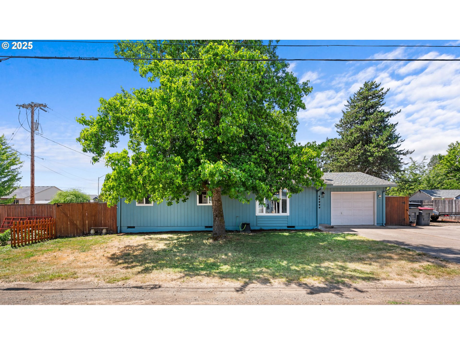 390 S BALM ST