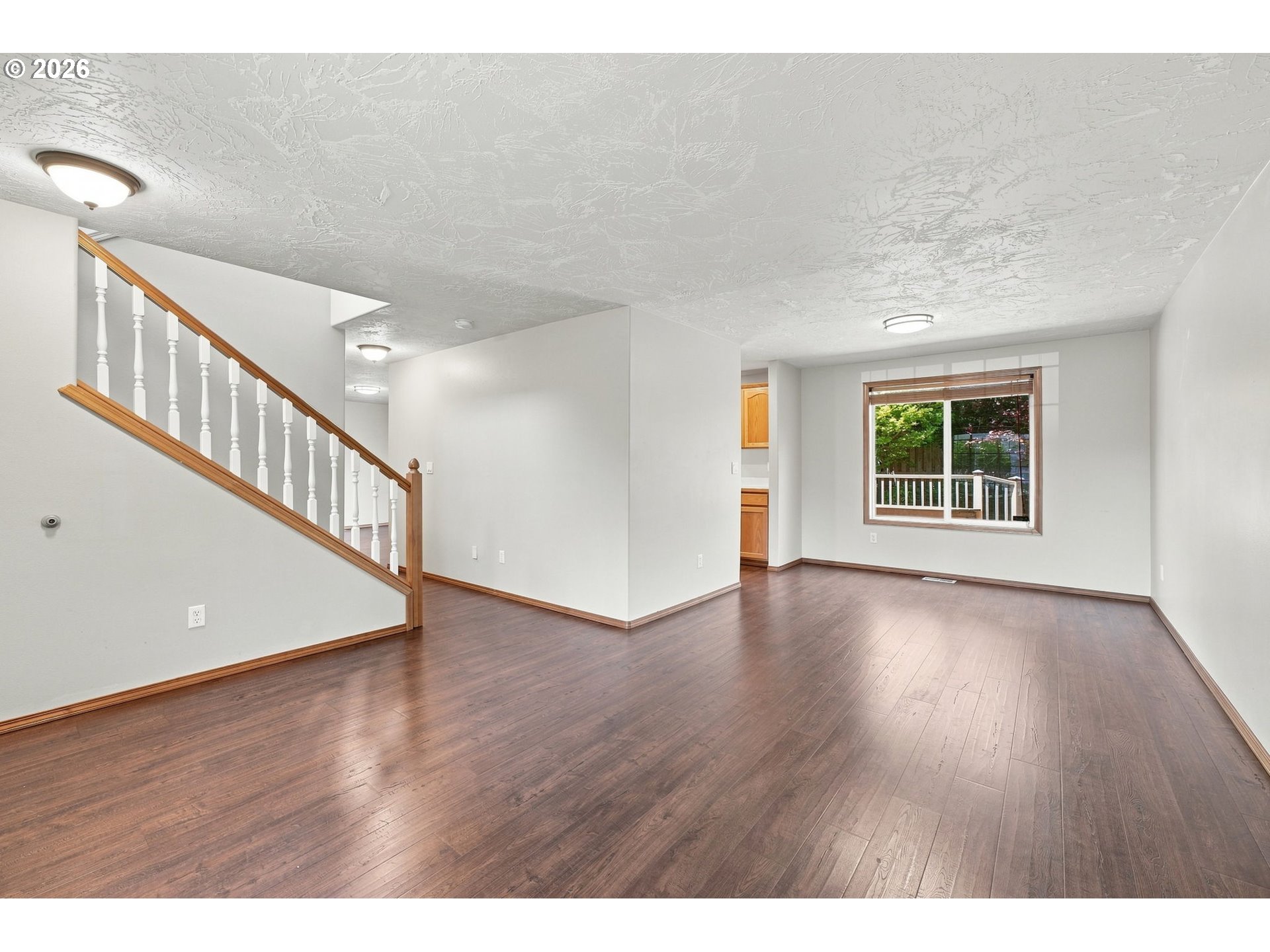 13073 SMOKE TREE PL