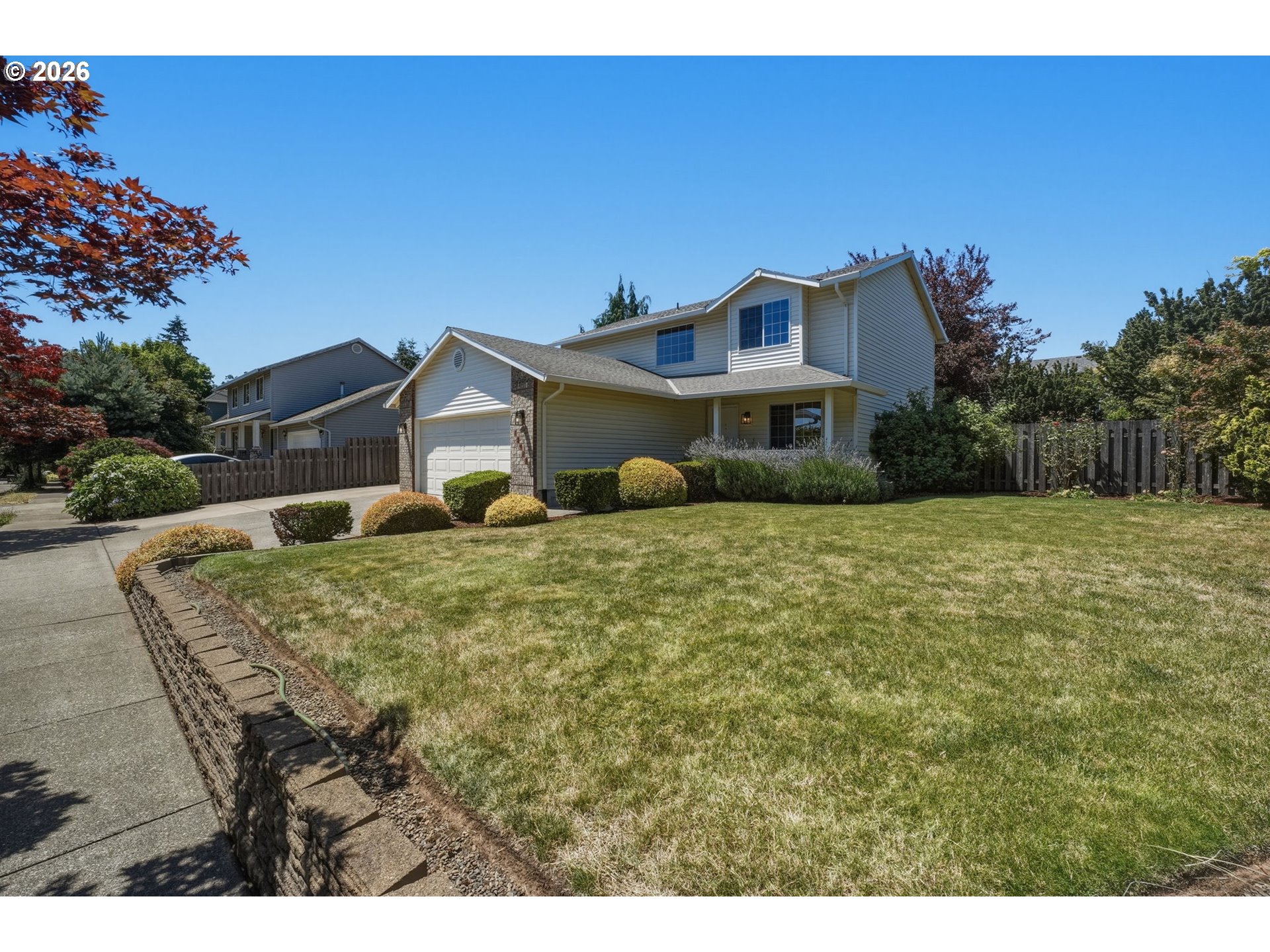 13073 SMOKE TREE PL