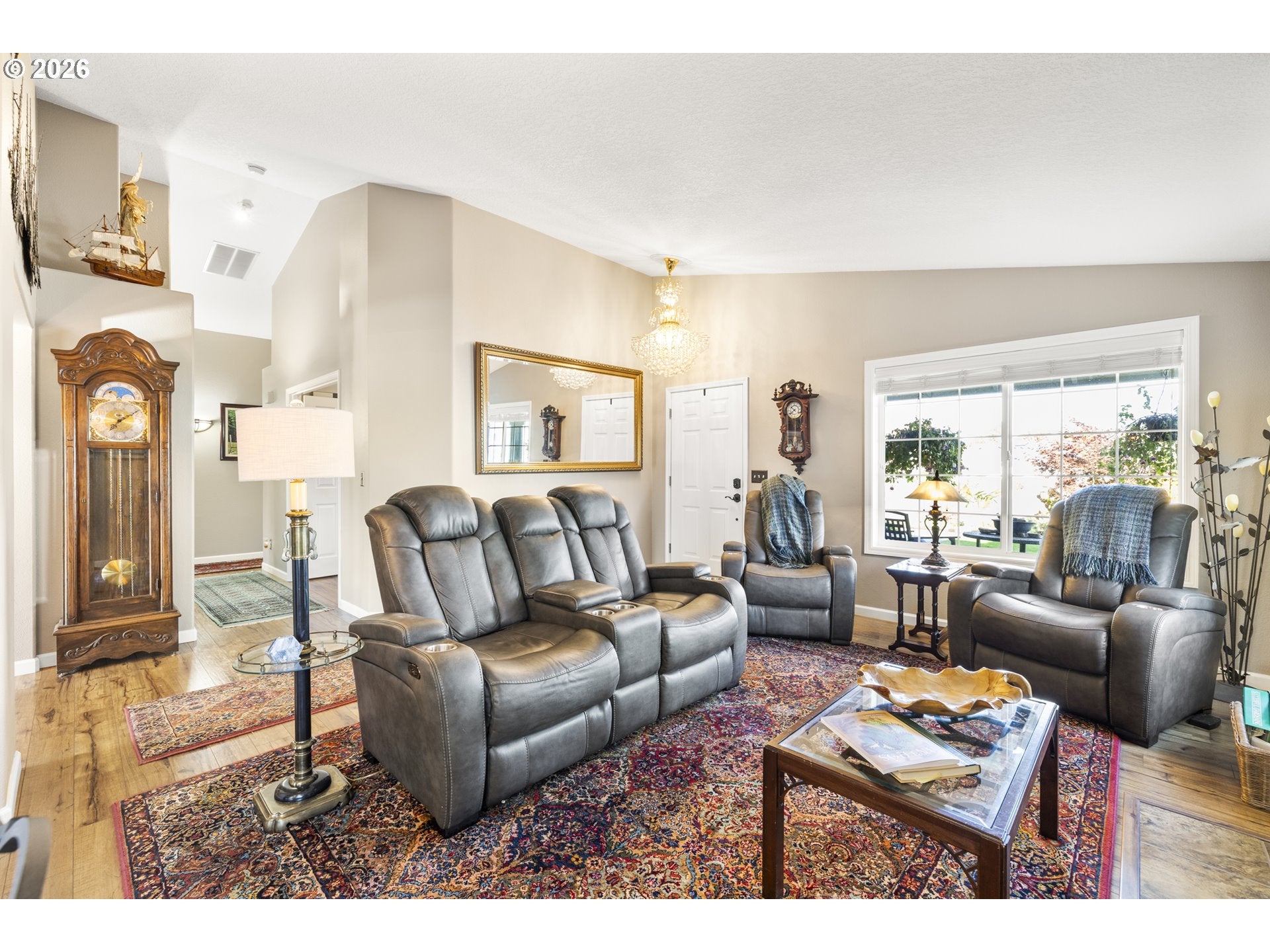 1208 INDEPENDENCE CT