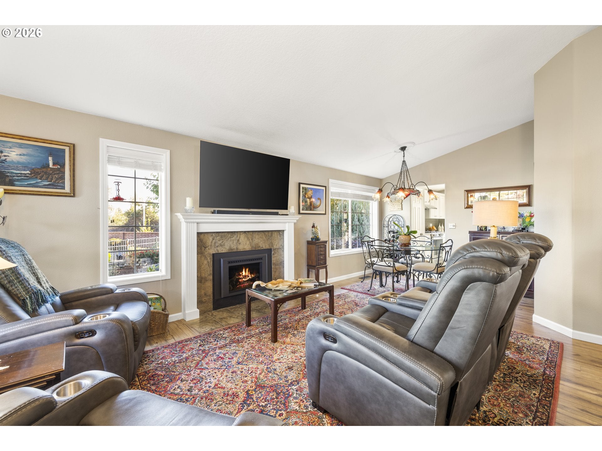1208 INDEPENDENCE CT