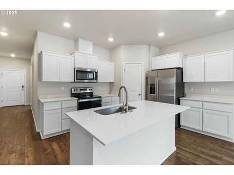 Tiny photo for 421 E 4th St, Lowell, OR 97452 (MLS # 715775691)