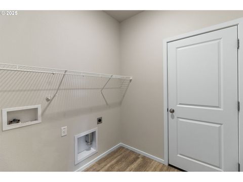 Tiny photo for 421 E 4th St, Lowell, OR 97452 (MLS # 715775691)
