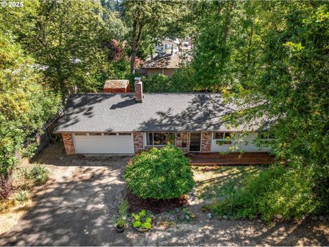 18605 MIDHILL CIR West Linn OR 97068