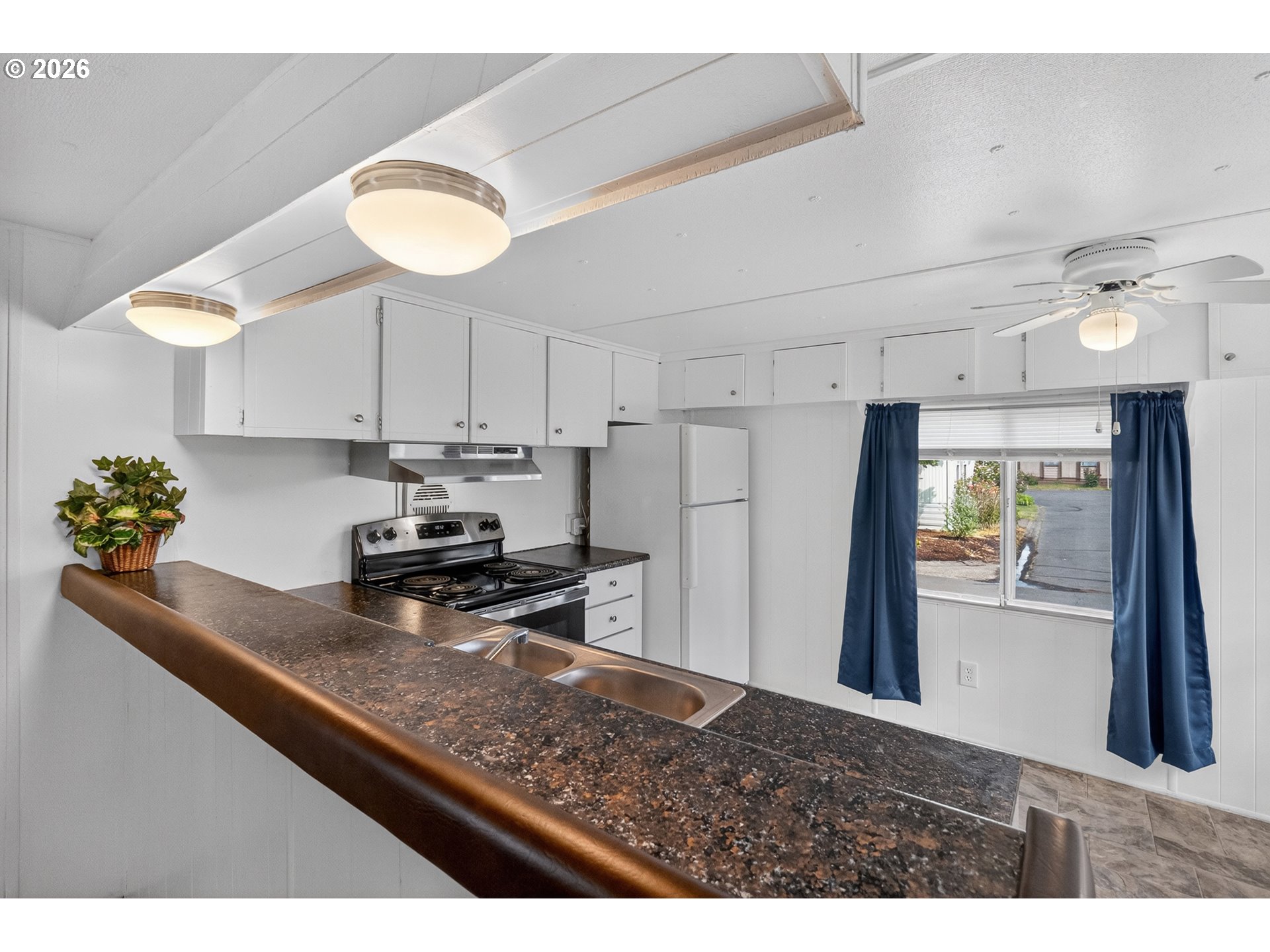 5335 MAIN ST 34