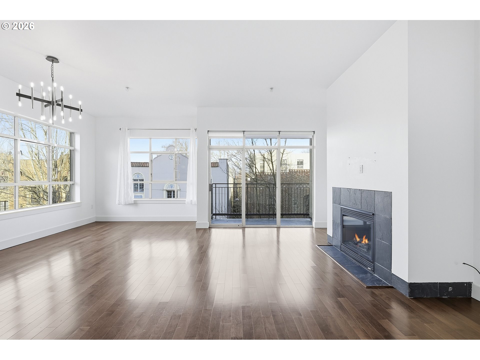 1930 NW IRVING ST 302