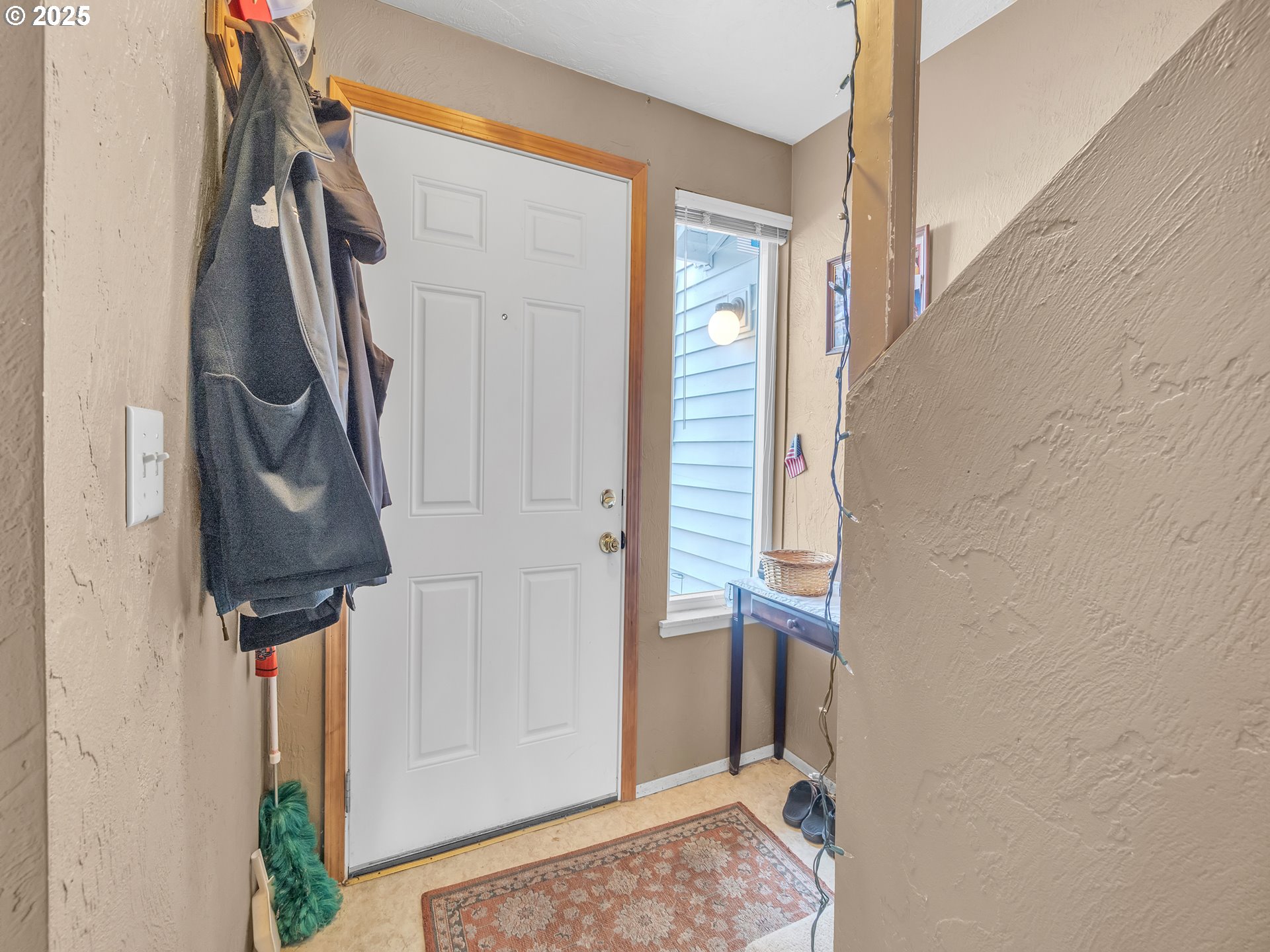 2551 SW PICKFORD ST D