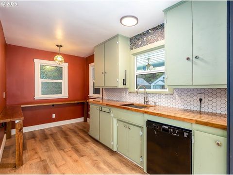 Tiny photo for 46822 Sunset Ave, Westfir, OR 97492 (MLS # 778854705)