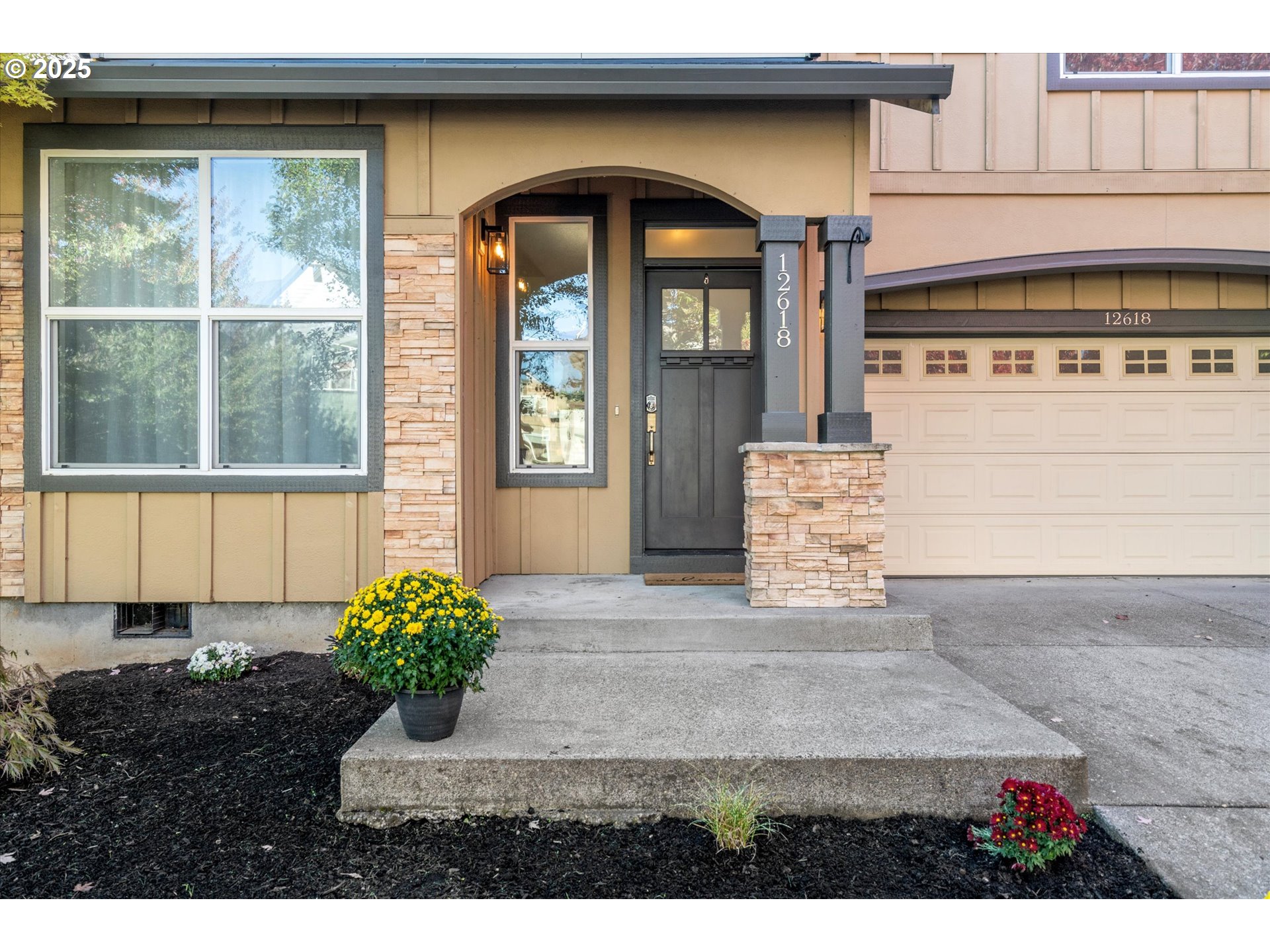 12618 VILLARD PL