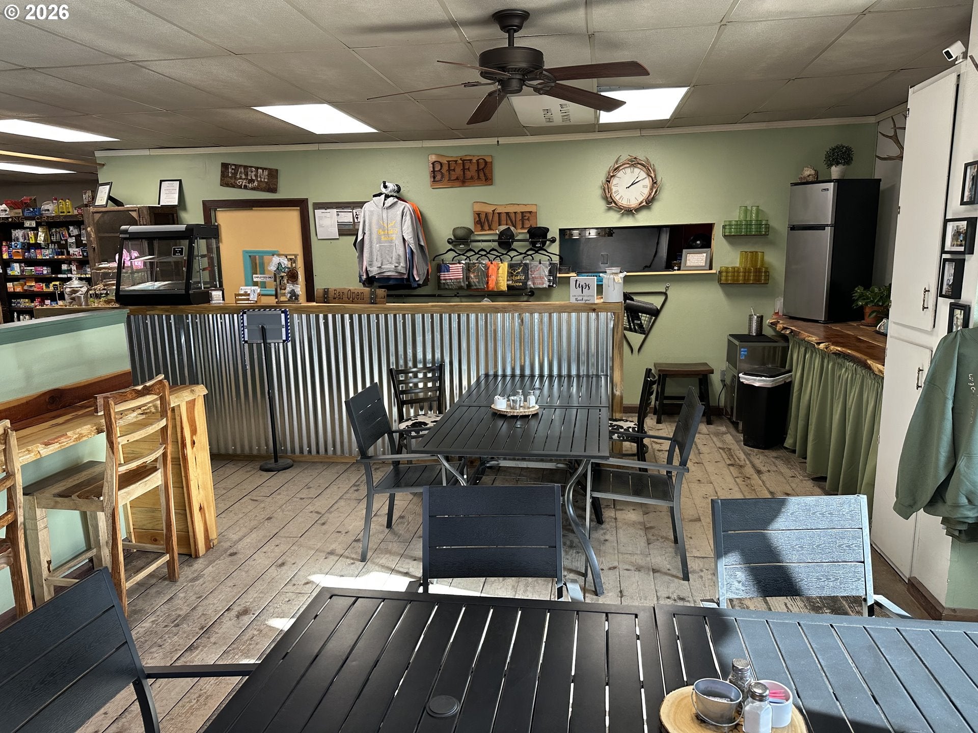 105 Highway 395 N