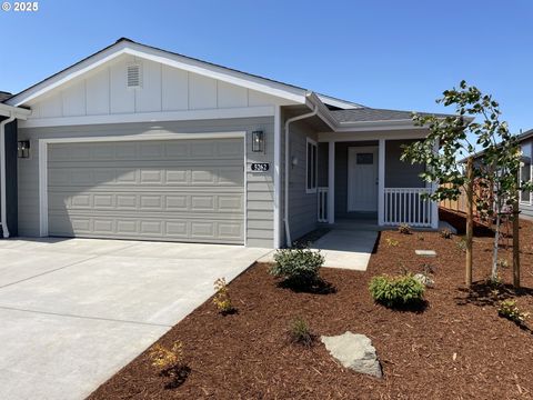5262 NOPAL ST Florence OR 97439