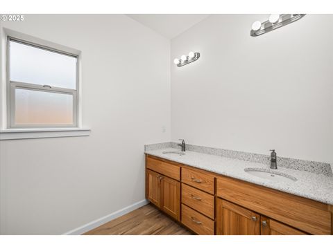 Tiny photo for 673 Boulder Loop, Creswell, OR 97426 (MLS # 665827848)