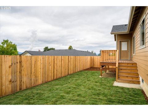 Tiny photo for 673 Boulder Loop, Creswell, OR 97426 (MLS # 665827848)