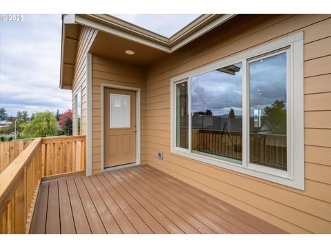 Tiny photo for 673 Boulder Loop, Creswell, OR 97426 (MLS # 665827848)