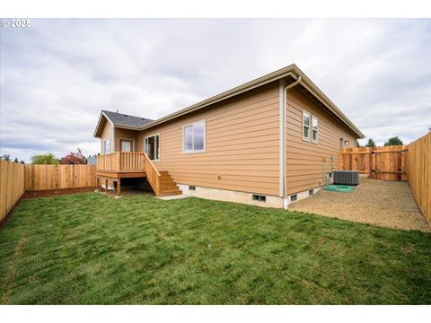 Tiny photo for 673 Boulder Loop, Creswell, OR 97426 (MLS # 665827848)
