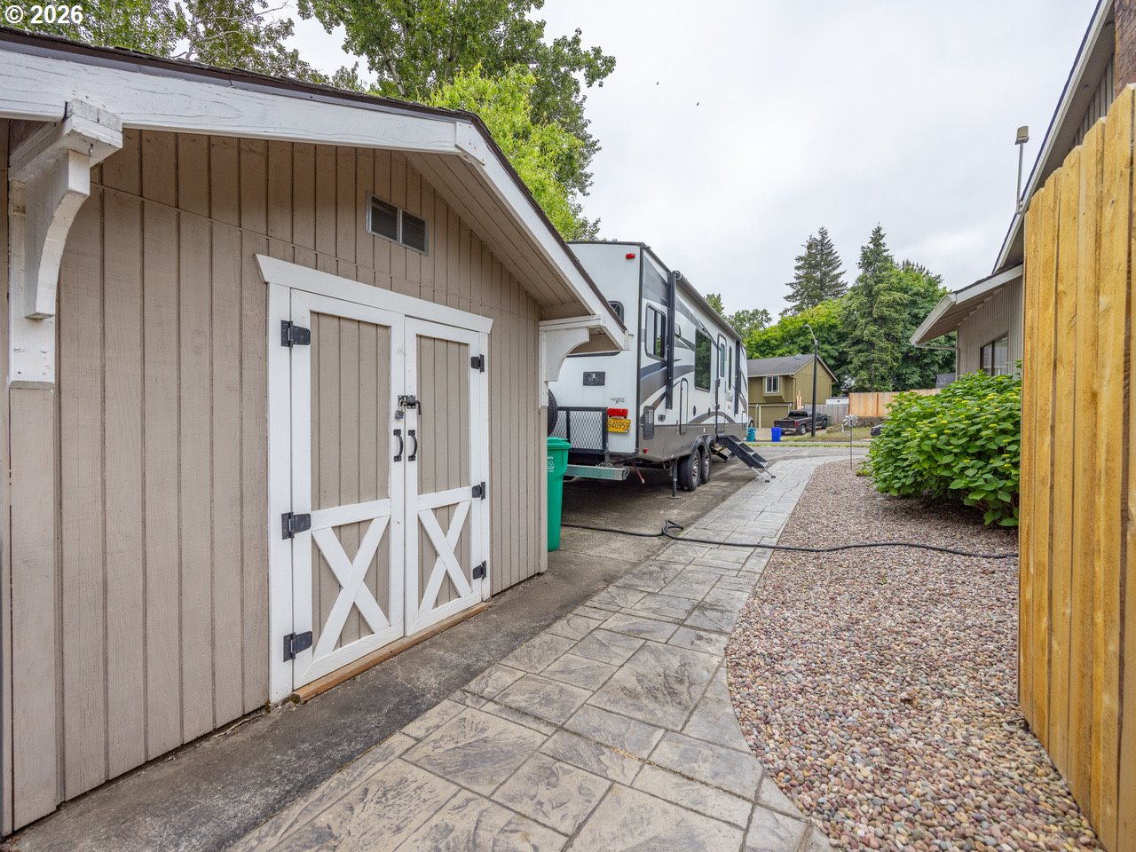 2331 SW 27TH DR