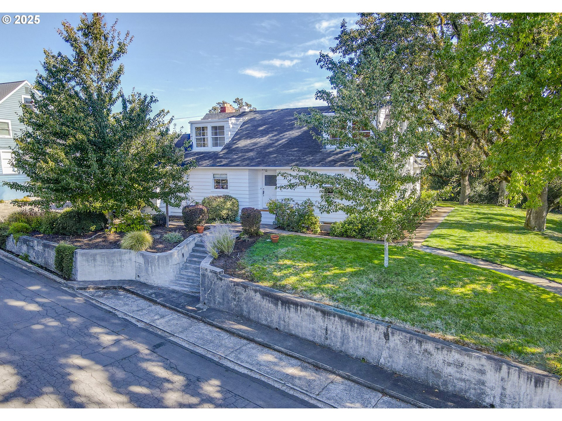 641 CITY VIEW BLVD