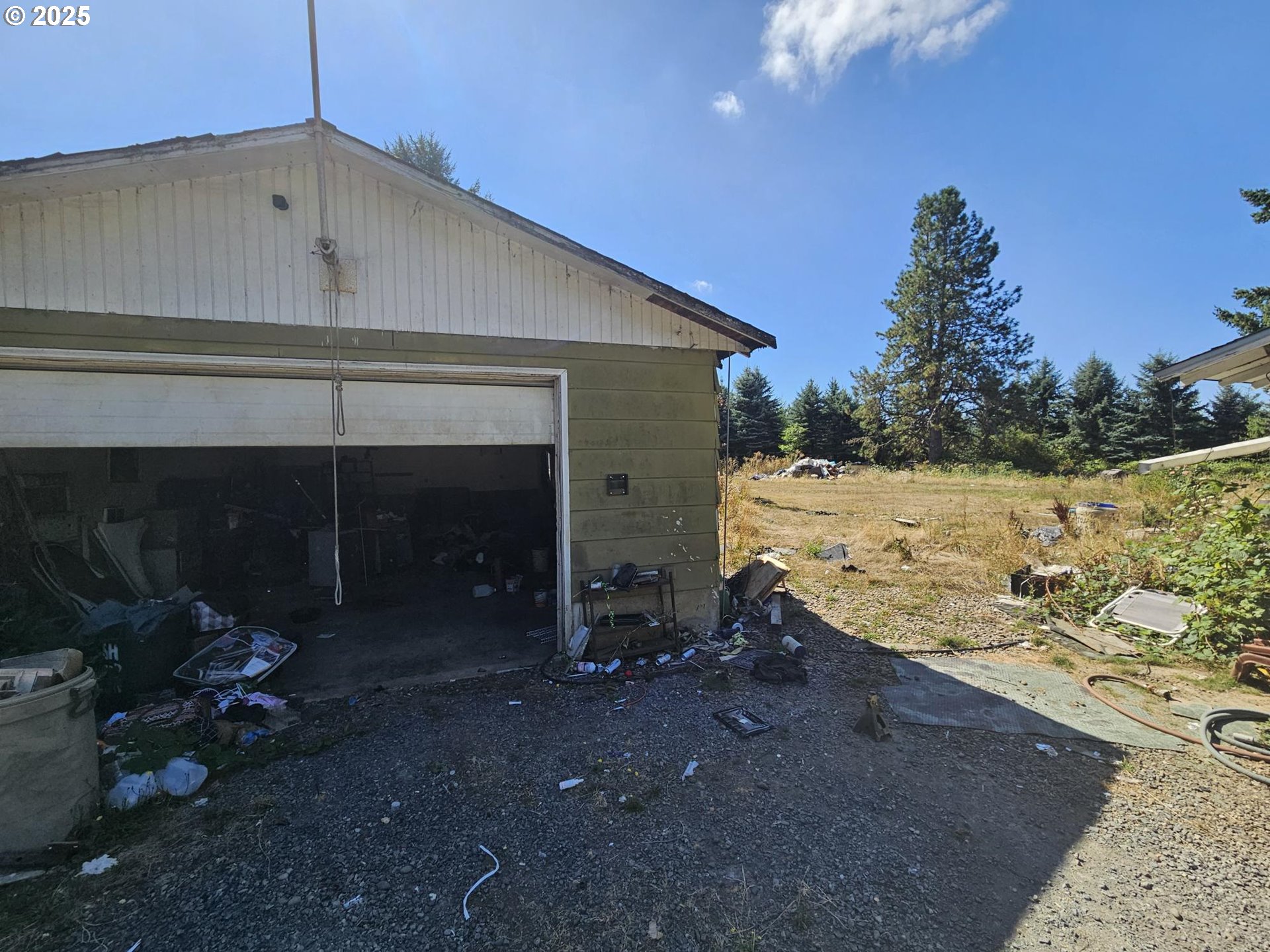 18976 S SPRAGUE RD