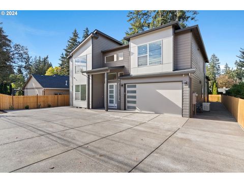 1801 SE BROOKWOOD AVE Hillsboro OR 97123