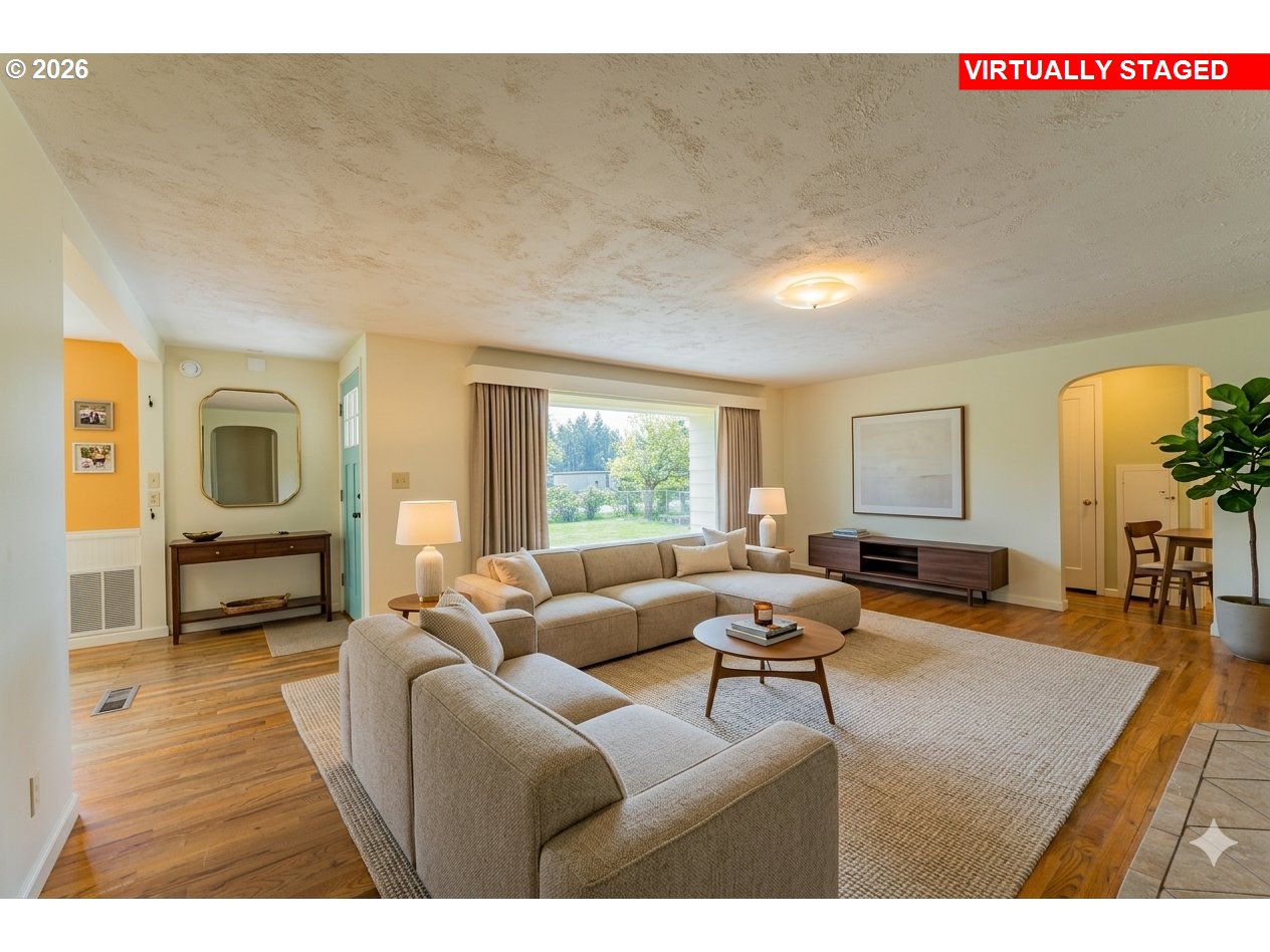 35271 MCKENZIE VIEW DR